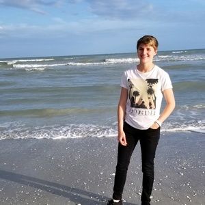 Meet your Posher, Anna